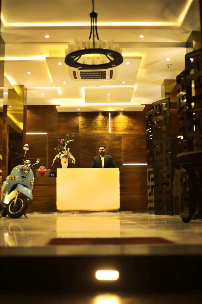 Lahore Continental Hotel Eksteriør bilde
