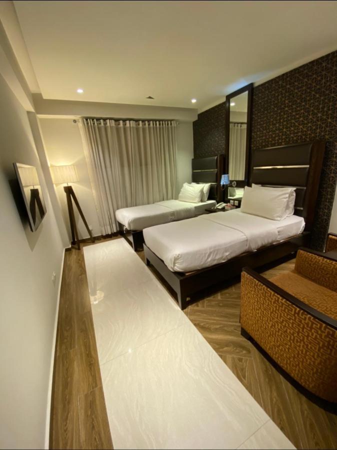 Lahore Continental Hotel Eksteriør bilde
